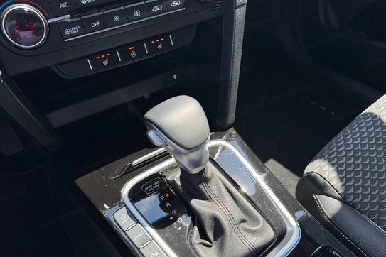 Kia XCeed 1.6 Gdi Phev Business Line Dct
