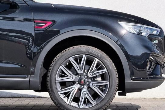 Hongqi HS5 2.0T AWD
