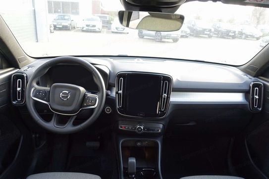 Volvo XC40 B4 Plus Black Edition