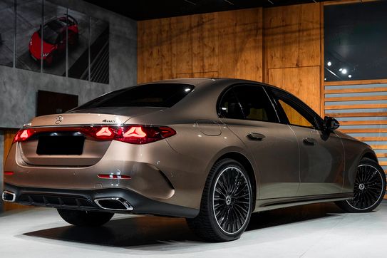 Mercedes Klasa E 220 d 4-Matic AMG