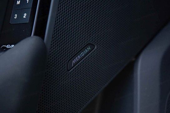 Land Rover Range Rover Velar P400e Dynamic SE