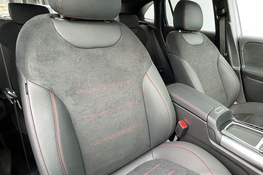 Mercedes GLA 200 AMG Line
