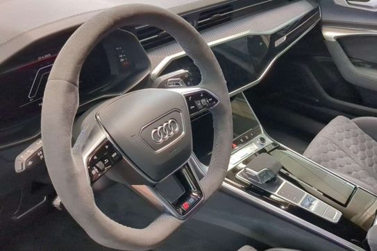 Audi A6 RS6 TFSI quattro Performance Avant