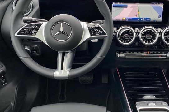 Mercedes GLA 200 Progressive