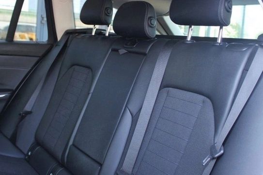 BMW Seria 3 Touring 320d xDrive