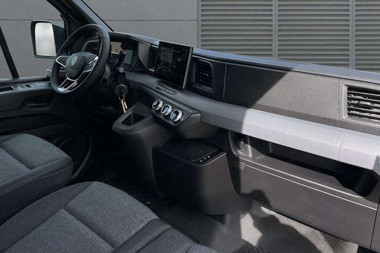 Renault Master L3H2 Extra AT9