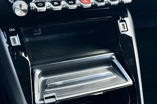 Peugeot 2008 1.2 PureTech Allure