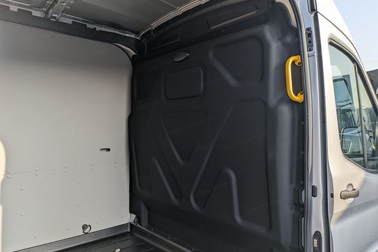 Ford Transit 350 L3H2 Trend Trail
