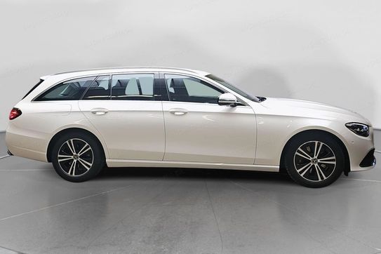 Mercedes Klasa E Estate 220 d 4MATIC Avantgarde