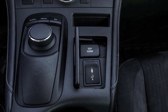 Lexus CT 200h Elegance