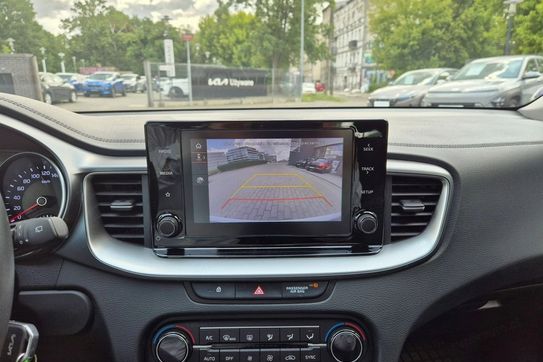 Kia Ceed 1.5 T-GDI M