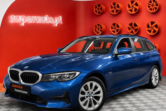 BMW Seria 3 320e aut