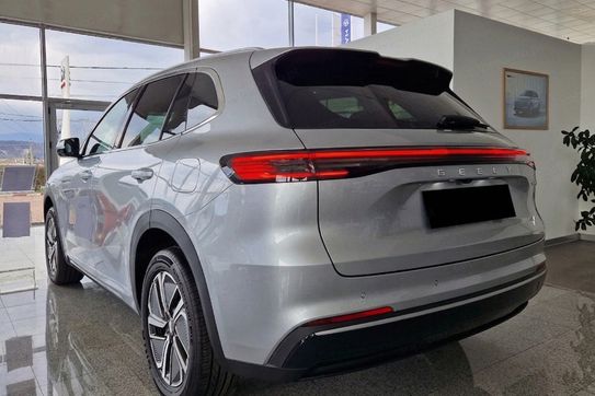 Geely Starray EM-i 1.5 PHEV Pro