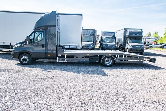 Iveco Daily 70C18 HA8/P Hi-Matic Autolaweta