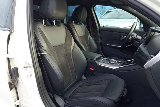 BMW Seria 3 318i M Sport aut