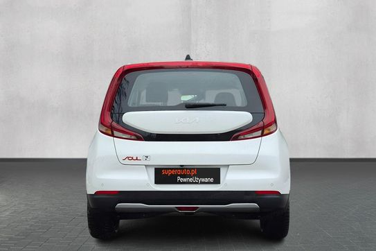Kia Soul M + WIN