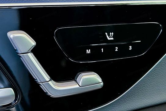 Mercedes E Klasa 220 d 4-Matic AMG