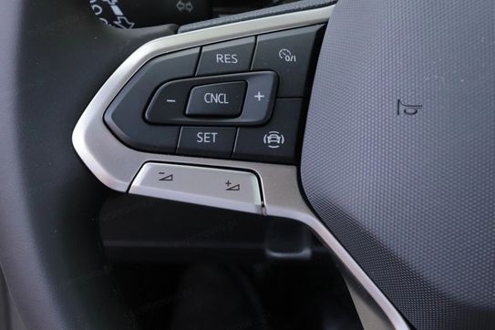 Volkswagen Polo 1.0 MPI Pure