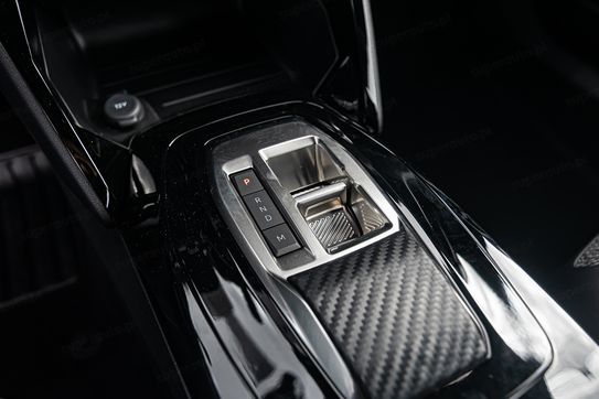 Peugeot 2008 Allure e-DCS 1.2 mHEV