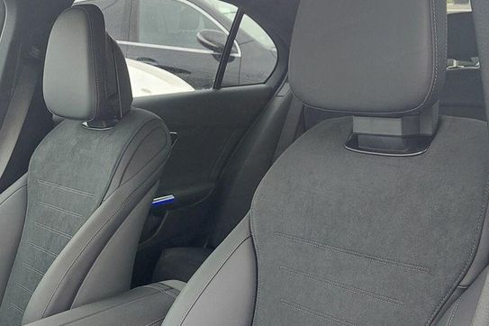 Mercedes C Klasa C 220 d 4-Matic AMG