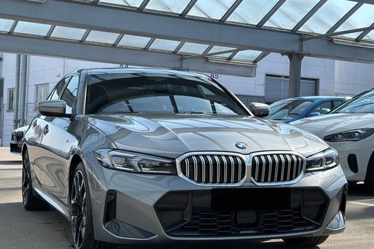 BMW Seria 3 318i M Sport