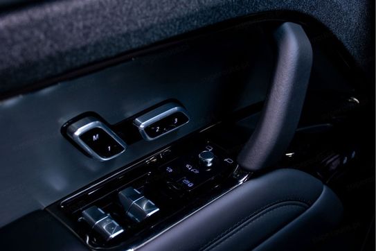 Land Rover Range Rover Sport D300 Dynamic SE