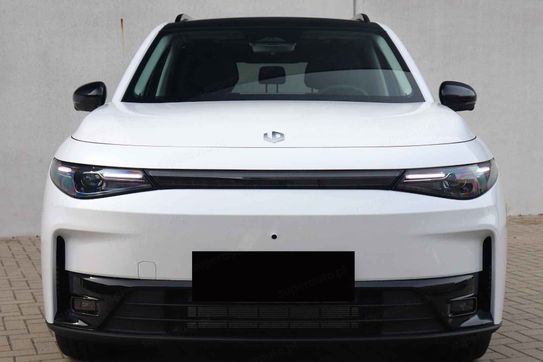 Leapmotor C10 Design 1.5 Hybrid