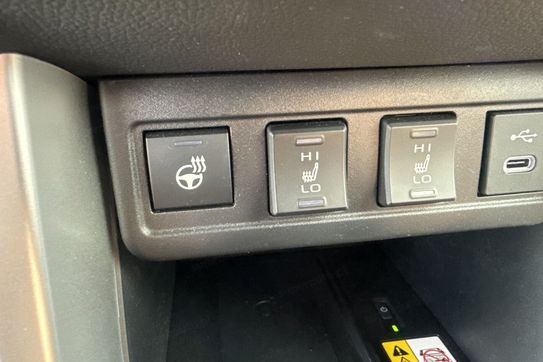 Toyota Corolla Cross Hybrid Style