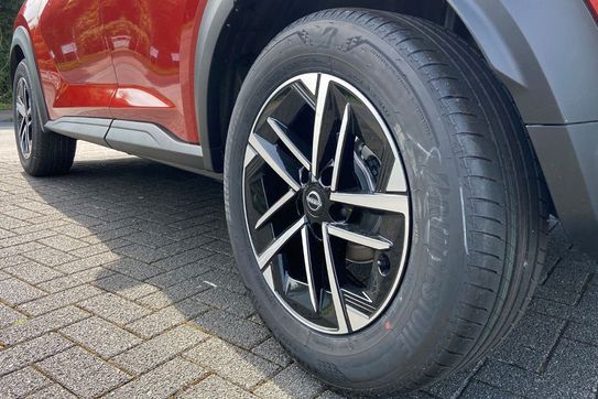 Nissan Juke 1.0 DIG-T N-Connecta 