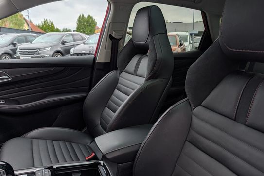 MG HS 1.5 t-Gdi Exclusive Dct
