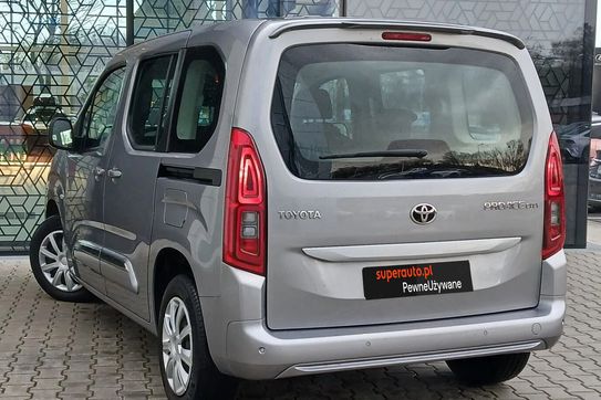 Toyota Proace City Verso 1.5 D-4D Business