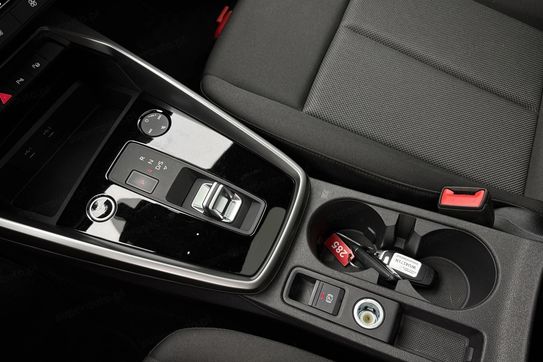 Audi A3 35 TFSI mHEV S Line S tronic