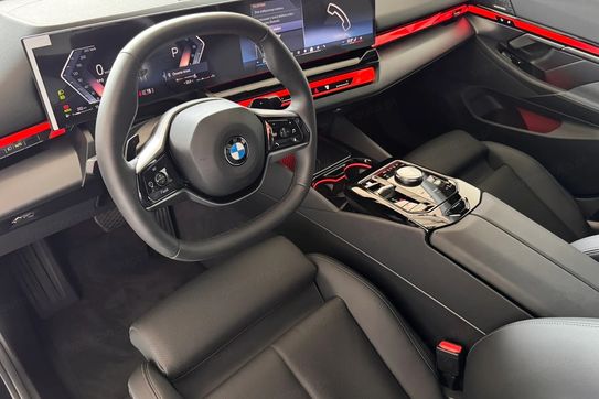 BMW Seria 5 520d M Sport