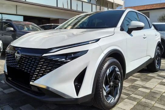 Nissan Qashqai N-Connecta Xtronic 1.3 DIG-T mHEV
