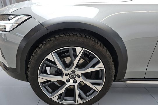 Volvo V90 CC B5 B AWD Plus