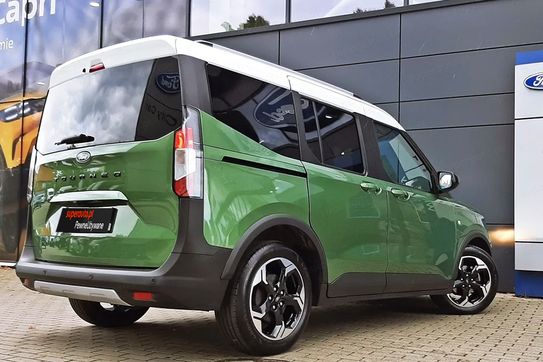 Ford Tourneo Courier Active AT