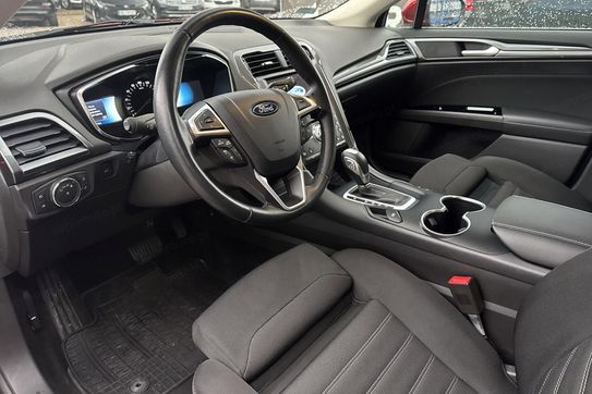 Ford Mondeo Titanium 2.0 Hybrid