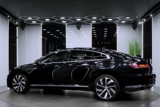 Volkswagen Arteon 2.0 TDI Bi-Turbo SCR 4Mot. R-Line DSG