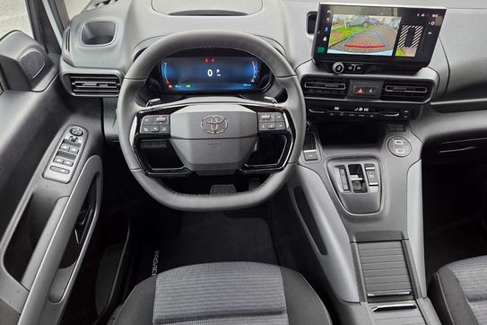 Toyota Proace City Verso Family L1H1 8AT