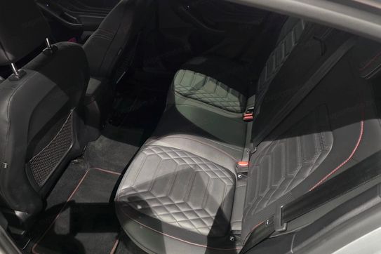 Ford Focus EcoBoost mHEV ST-Line
