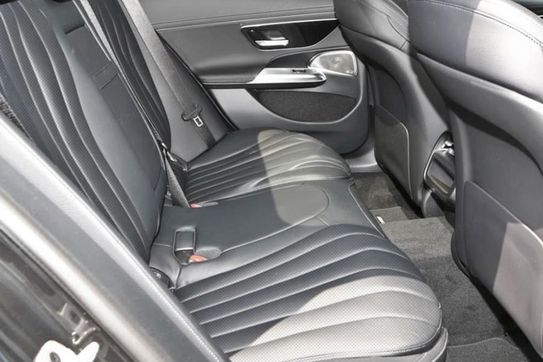 Mercedes Klasa E 220 d 4-Matic AMG