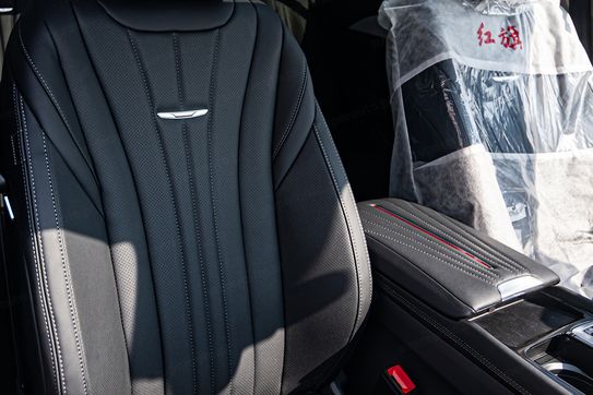 Hongqi H5 Deluxe 2.0T DSG