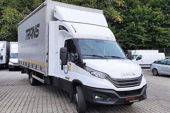 Iveco Daily 70C18 Zabudowa + Tył spanie