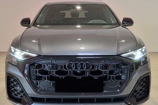 Audi Q8 TFSI e quattro