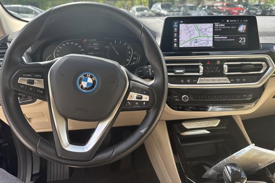 BMW X3 xDrive30e