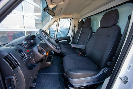 Peugeot Boxer Kontener 8EP + Winda