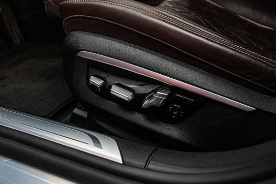 BMW Seria 7 740d xDrive