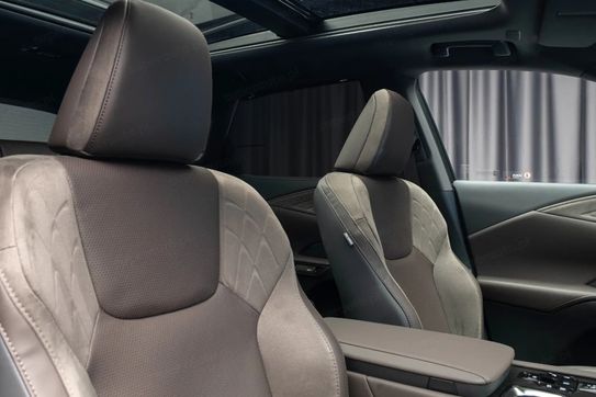 Lexus RX 450h+ Omotenashi 2.5 Hybrid Plug-in