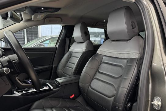 Citroen C5 X 1.6 PureTech Shine EAT8