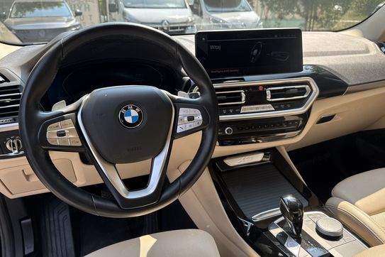BMW X3 xDrive20i